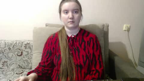 Snapshot of aquanarmin chatting on 03-26-26, 03:50 Josefin online show from 03-26-26, 03:50