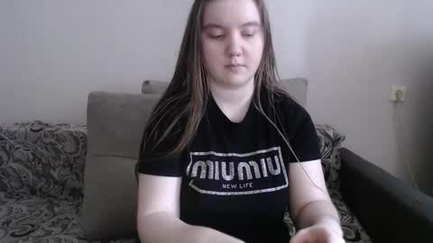 Snapshot of aquanarmin chatting on 03-27-26, 08:48 Josefin online show from 03-27-26, 08:48