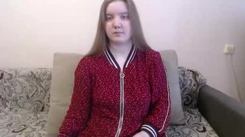 Snapshot of aquanarmin chatting on 03-28-26, 06:35 Josefin online show from 03-28-26, 06:35