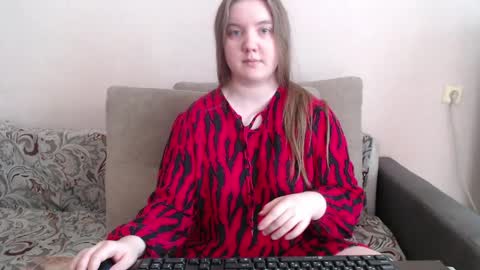 Snapshot of aquanarmin chatting on 04-11-26, 03:11 Josefin online show from 04-11-26, 03:11