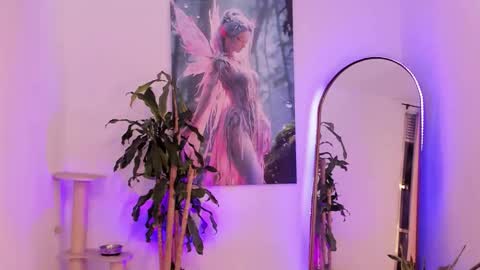 Snapshot of aquariaafairy_ chatting on 10-16-25, 11:06 aquariaafairy_ online show from 10-16-25, 11:06