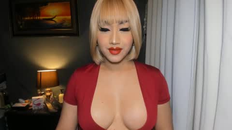 Snapshot of aqueenofcumxx chatting on 03-09-25, 05:06 Alicia online show from 03-09-25, 05:06