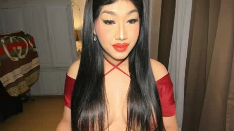 Alicia online show from 04-17-26, 07:06