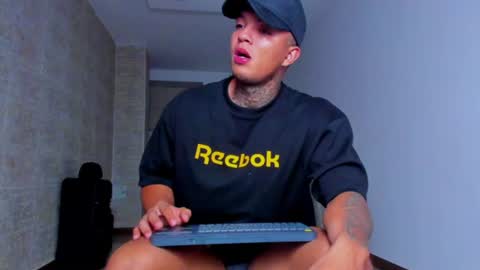 Snapshot of aquiles_elpapi chatting on 07-13-26, 10:07 AquilesElpapi online show from 07-13-26, 10:07
