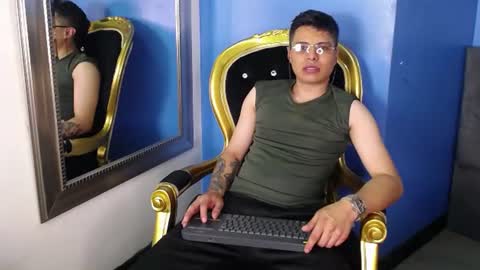 Snapshot of aquilestaylor chatting on 06-19-26, 12:53 aquilestaylor online show from 06-19-26, 12:53