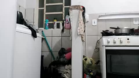 Snapshot of arabella77 chatting on 10-14-25, 11:49 arabella77 online show from 10-14-25, 11:49