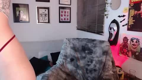 Arabella online show from 02-28-25, 02:09