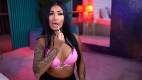 arabellaposh online show from 10-13-25, 05:07