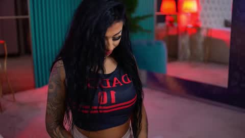 arabellaposh online show from 10-28-25, 06:28