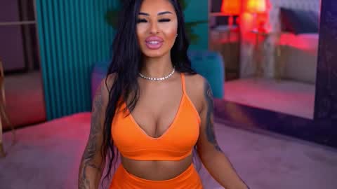 arabellaposh online show from 01-18-26, 05:44