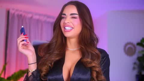 IsaBella online show from 03-17-26, 08:01