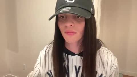 Snapshot of arabianprincess37 chatting on 03-05-26, 05:14 arabianprincess37 online show from 03-05-26, 05:14