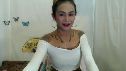 Snapshot of arablack69 chatting on 10-14-25, 12:50 arah online show from 10-14-25, 12:50