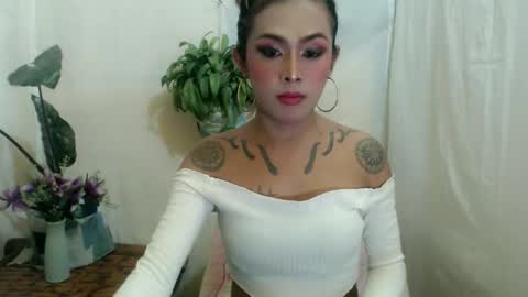 Snapshot of arablack69 chatting on 11-02-25, 11:12 arah online show from 11-02-25, 11:12