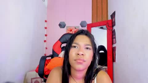 Snapshot of aratnzacute chatting on 07-10-26, 02:19 aratnzacute online show from 07-10-26, 02:19