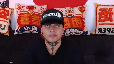 Snapshot of arcano__rh chatting on 04-26-26, 03:37 Loki online show from 04-26-26, 03:37