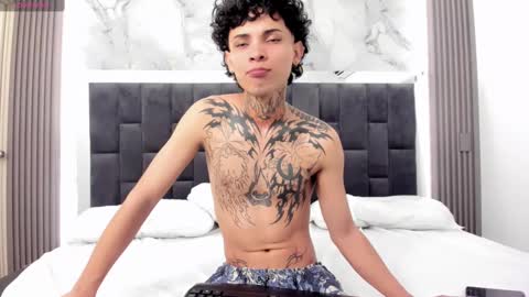 Snapshot of arceluuz chatting on 02-10-25, 06:53 Arceluz online show from 02-10-25, 06:53