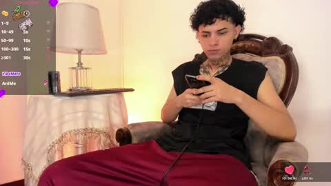 Snapshot of arceluuz chatting on 02-10-25, 07:38 Arceluz online show from 02-10-25, 07:38