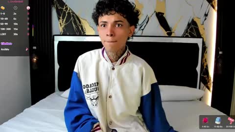 Snapshot of arceluuz chatting on 02-23-25, 08:11 Arceluz online show from 02-23-25, 08:11