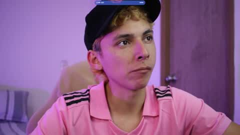 Snapshot of archi_love chatting on 10-18-25, 10:43 ARCHIBALDO online show from 10-18-25, 10:43