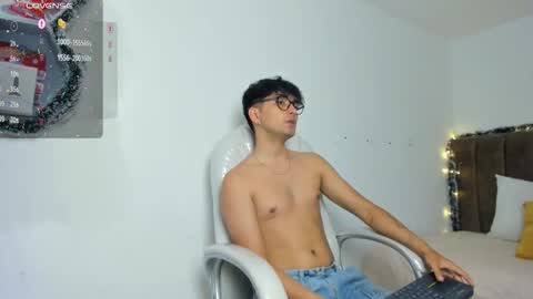 Archie online show from 12-15-25, 07:29