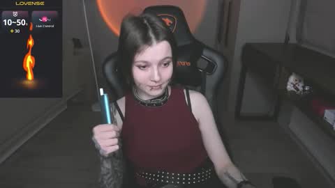 Snapshot of arden_moraine chatting on 02-17-26, 05:30 Im Arden online show from 02-17-26, 05:30