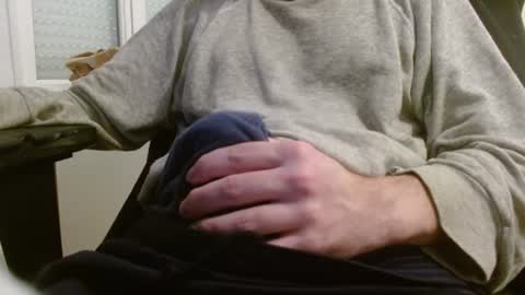 Arek online show from 12-30-24, 03:02