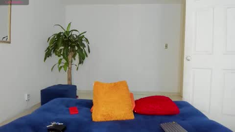 Snapshot of ares_johnsonn chatting on 11-01-25, 04:42 Ares online show from 11-01-25, 04:42