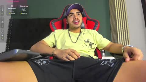 ares_pain_ online show from 05-10-26, 03:33