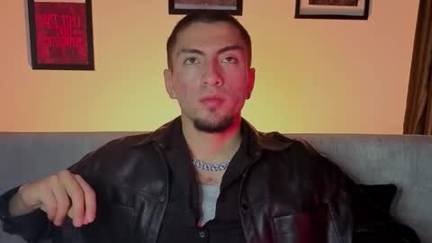 Mateo online show from 11-16-25, 04:07