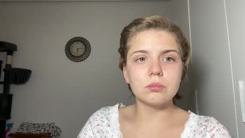 Snapshot of ari_crystal chatting on 02-11-26, 04:12 ari_crystal online show from 02-11-26, 04:12