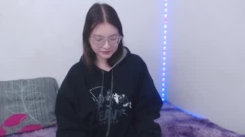 Ahri James online show from 11-15-25, 11:51