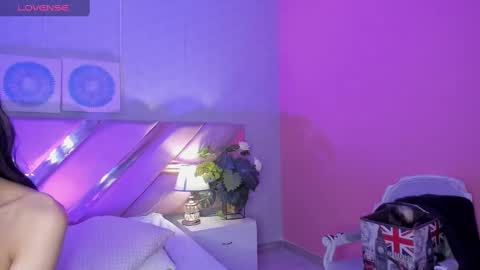 Ari  online show from 12-30-24, 08:47