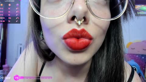 Snapshot of aria_alaia chatting on 01-21-25, 12:57 Linda online show from 01-21-25, 12:57