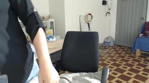 Snapshot of aria_andradee chatting on 09-13-25, 02:11 aria_andradee online show from 09-13-25, 02:11