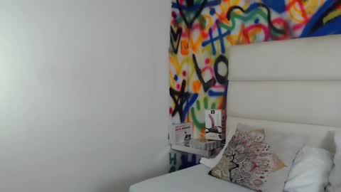 Snapshot of aria_martiin chatting on 02-09-25, 03:32 aria online show from 02-09-25, 03:32