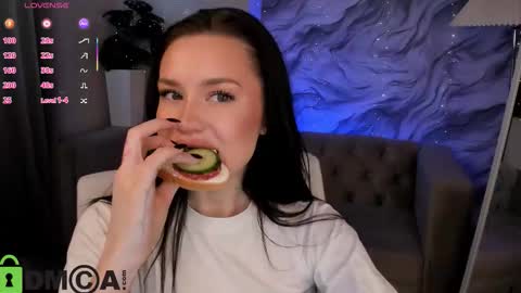 aria_mila online show from 02-28-26, 03:40