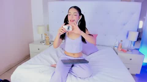 Aria online show from 04-22-26, 11:34