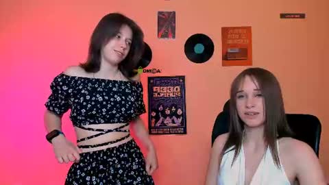 Snapshot of aria_wild_ chatting on 07-15-26, 06:57 aria_wild_ online show from 07-15-26, 06:57