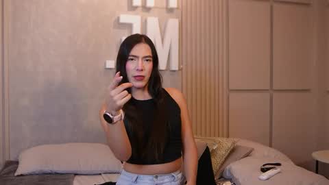Snapshot of ariaa_isabell chatting on 05-07-26, 06:35 Ariaa online show from 05-07-26, 06:35