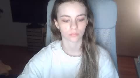 AriaCreazy online show from 04-01-26, 08:28