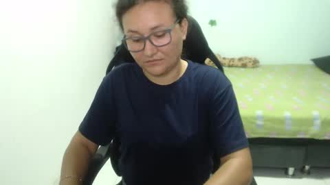 ...Ariana... online show from 02-07-25, 06:02