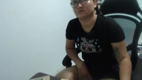 ...Ariana... online show from 09-17-25, 05:25