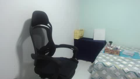 ...Ariana... online show from 02-20-26, 05:24