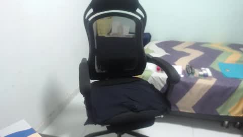 ...Ariana... online show from 03-25-26, 06:25