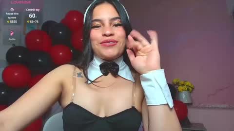 Snapshot of ariadna_dawson8 chatting on 02-20-25, 08:14 Ari online show from 02-20-25, 08:14