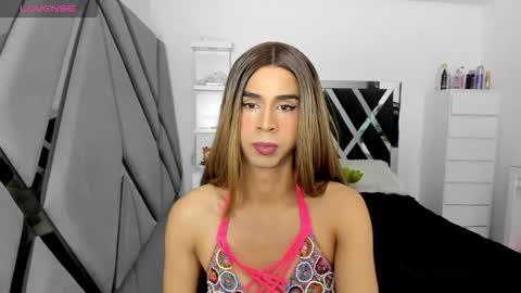 Snapshot of ariadna_dudamel chatting on 11-24-25, 08:41 ariadna_dudamel online show from 11-24-25, 08:41