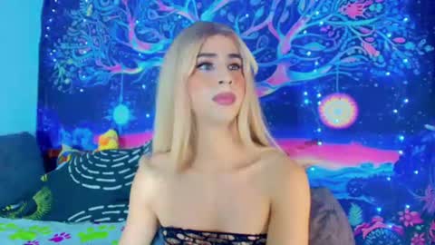 Snapshot of ariadna_dudamel chatting on 07-15-26, 03:56 ariadna_dudamel online show from 07-15-26, 03:56