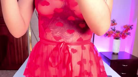 AriadnaHolt online show from 11-28-25, 06:21