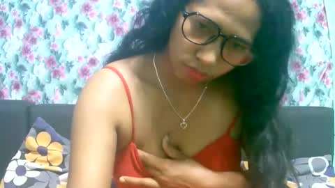 Snapshot of ariah13 chatting on 01-18-26, 07:39 ariah13 online show from 01-18-26, 07:39